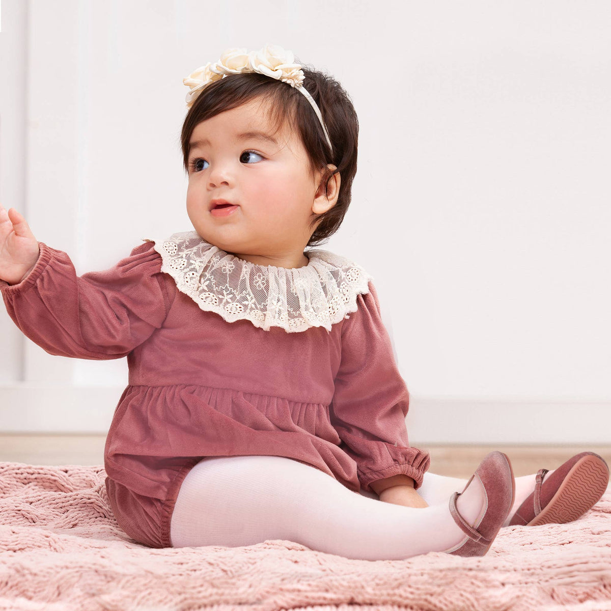Mauve Velvet  – Lace Collar Special Occasion