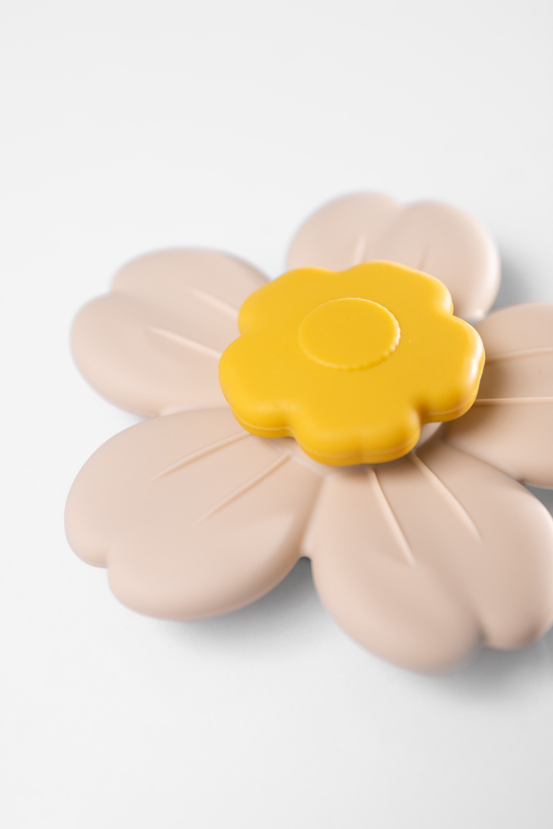 Daisy toy silicone teether spinner