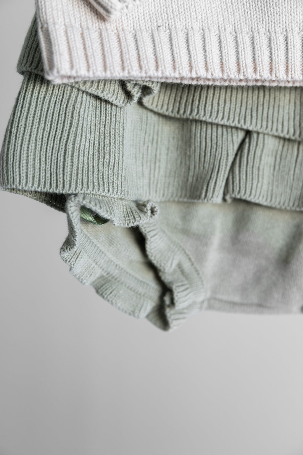 Knit Sweater w/ Embroidered Peter Pan Eyelet Lace Collar + Sage Skirt