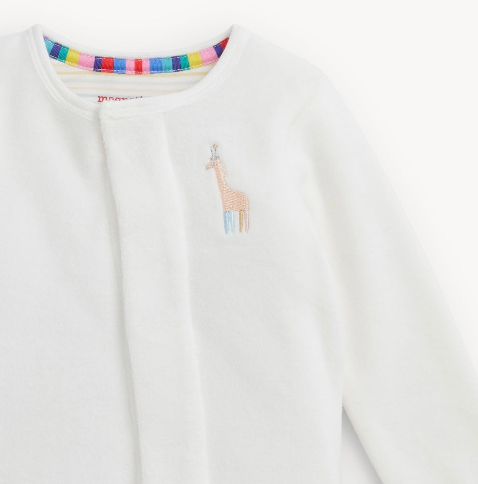 Emroidery Giraffe Cream