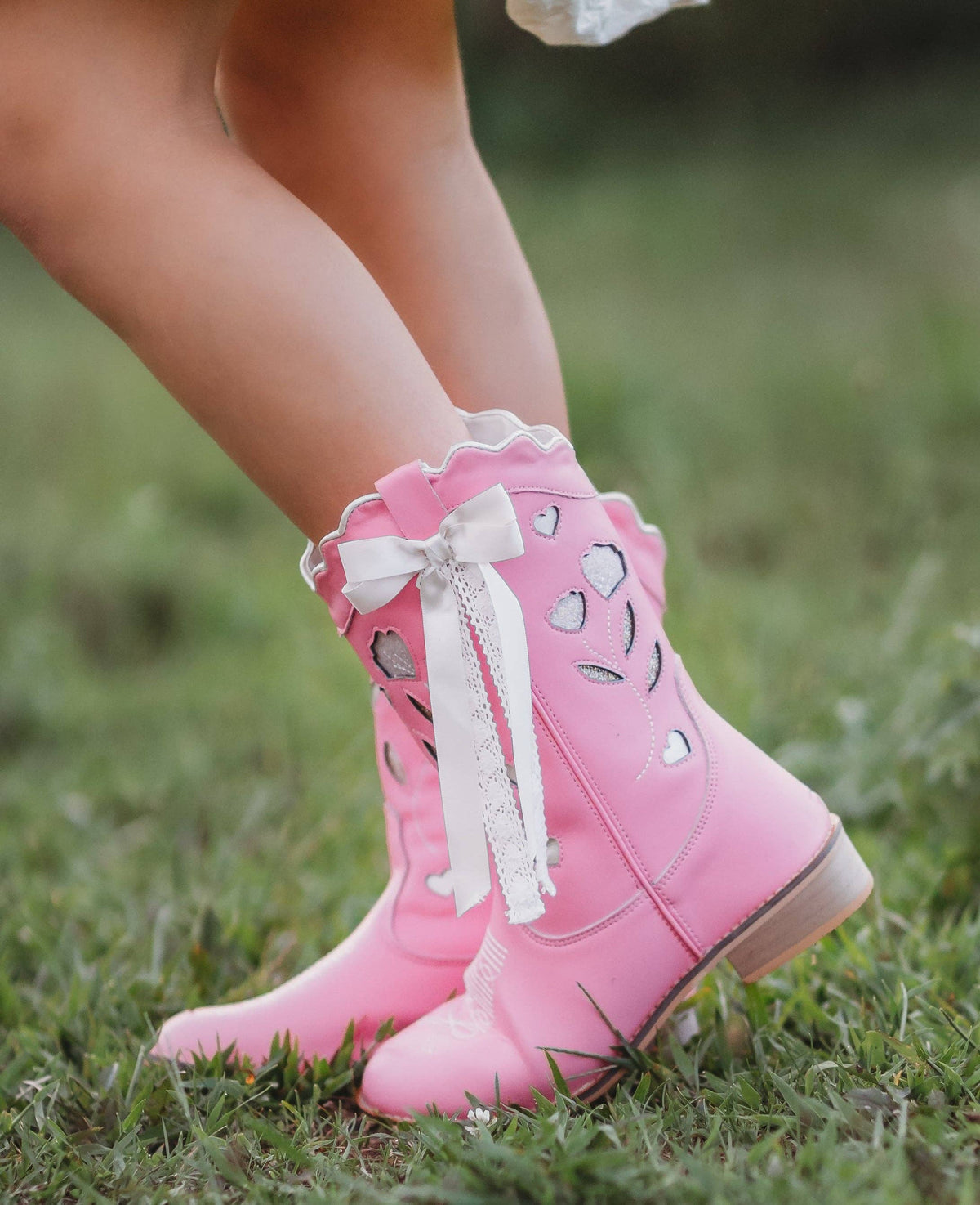 Sweetheart Bow Cowgirl Boots- Pink 2026